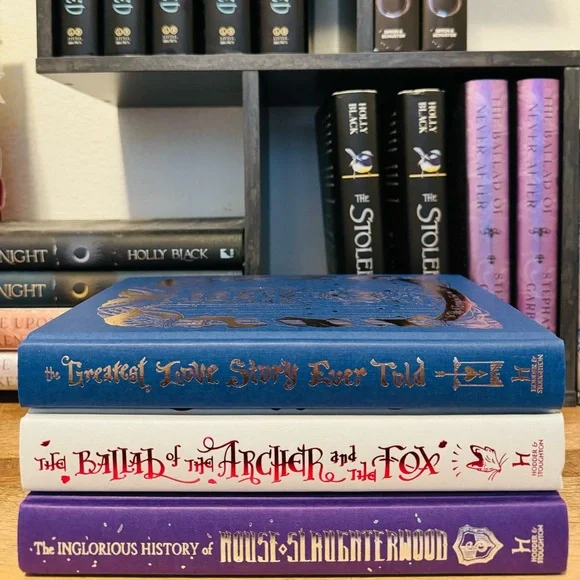 Fairyloot Exclusive Signed TBONA + OUABH + ACFTL by Stephanie Garber - Picture 14 of 15